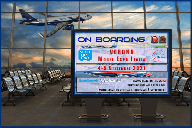 Locandina di Model Expo Italy 2021 a Verona, 4 e 5 settembre, su un monitor d'imbarco in aeroporto